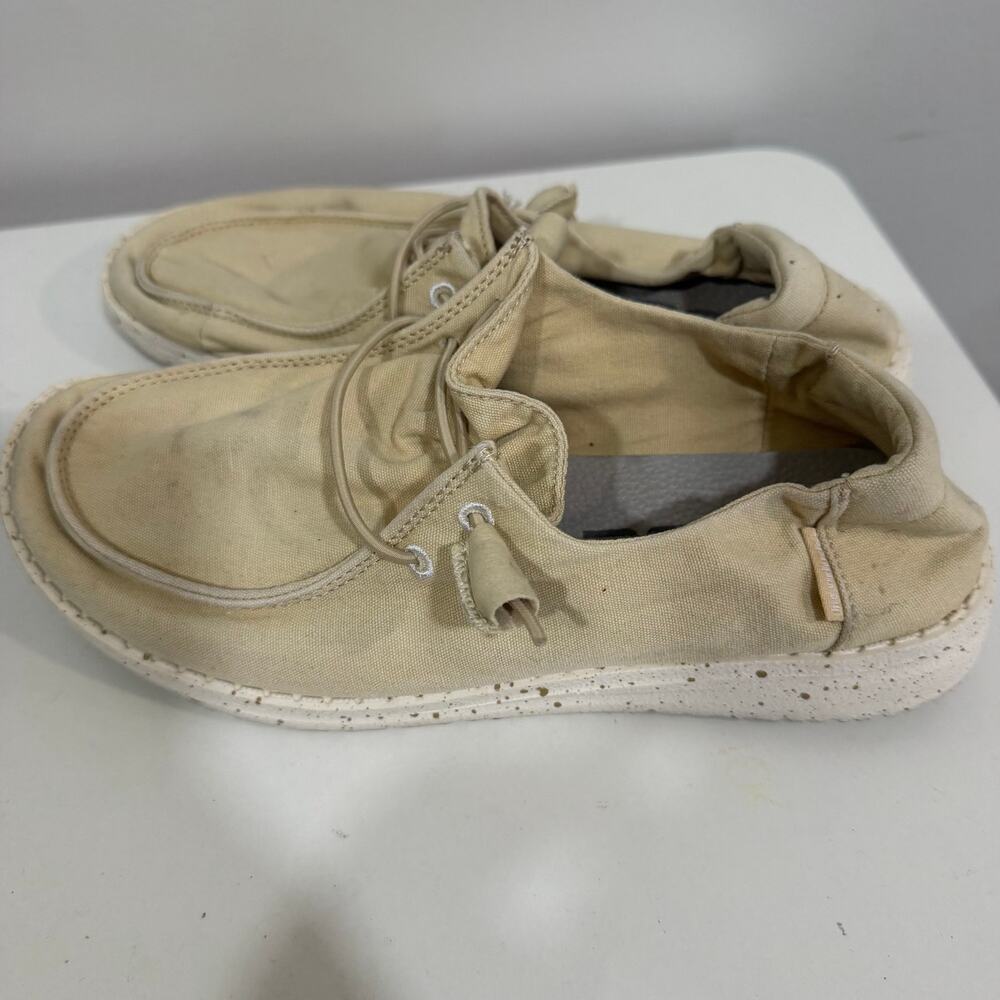 Hey Dude Wendy Size 7 Womens Cream Slip On Lightweight Shoes